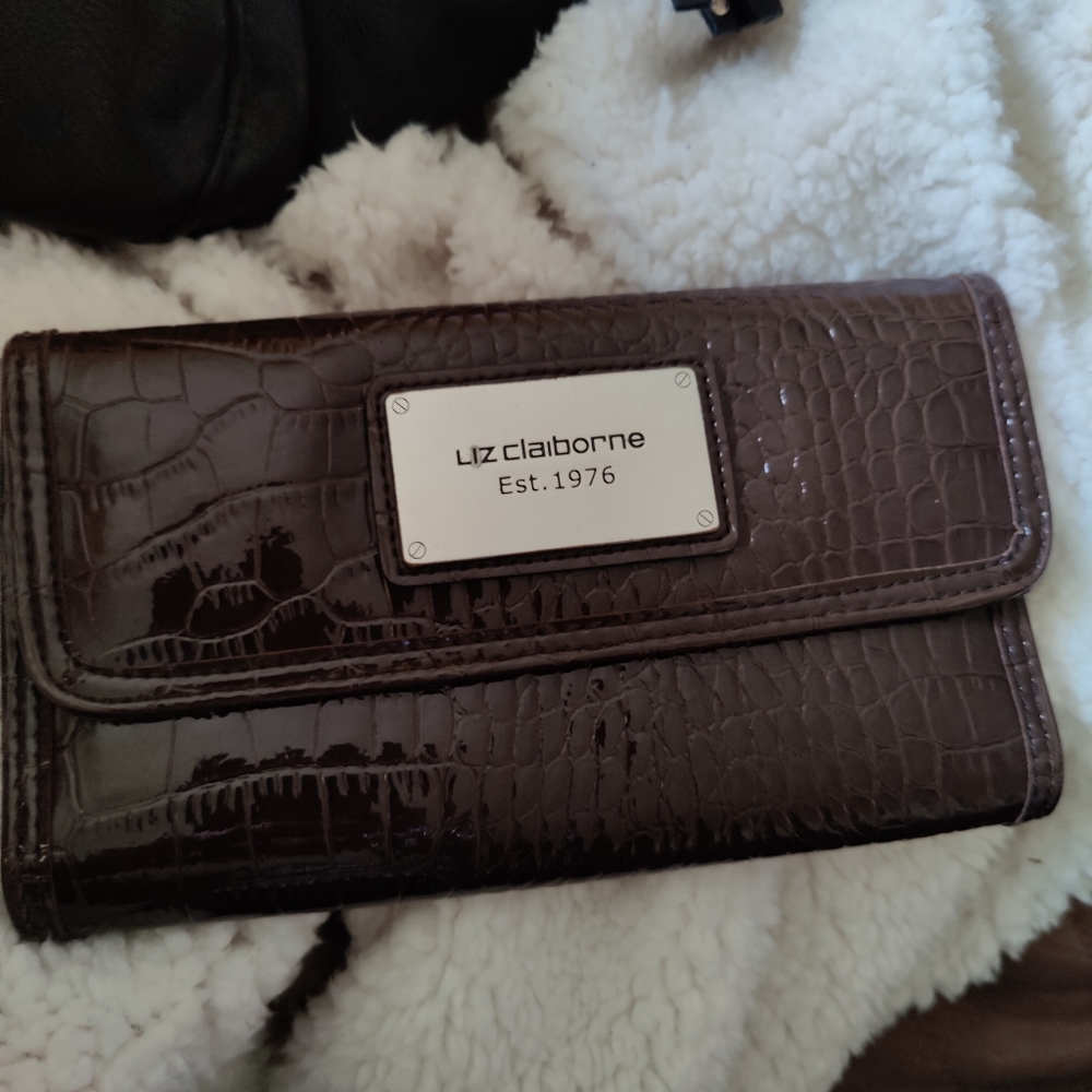 Liz Claiborne Wallet